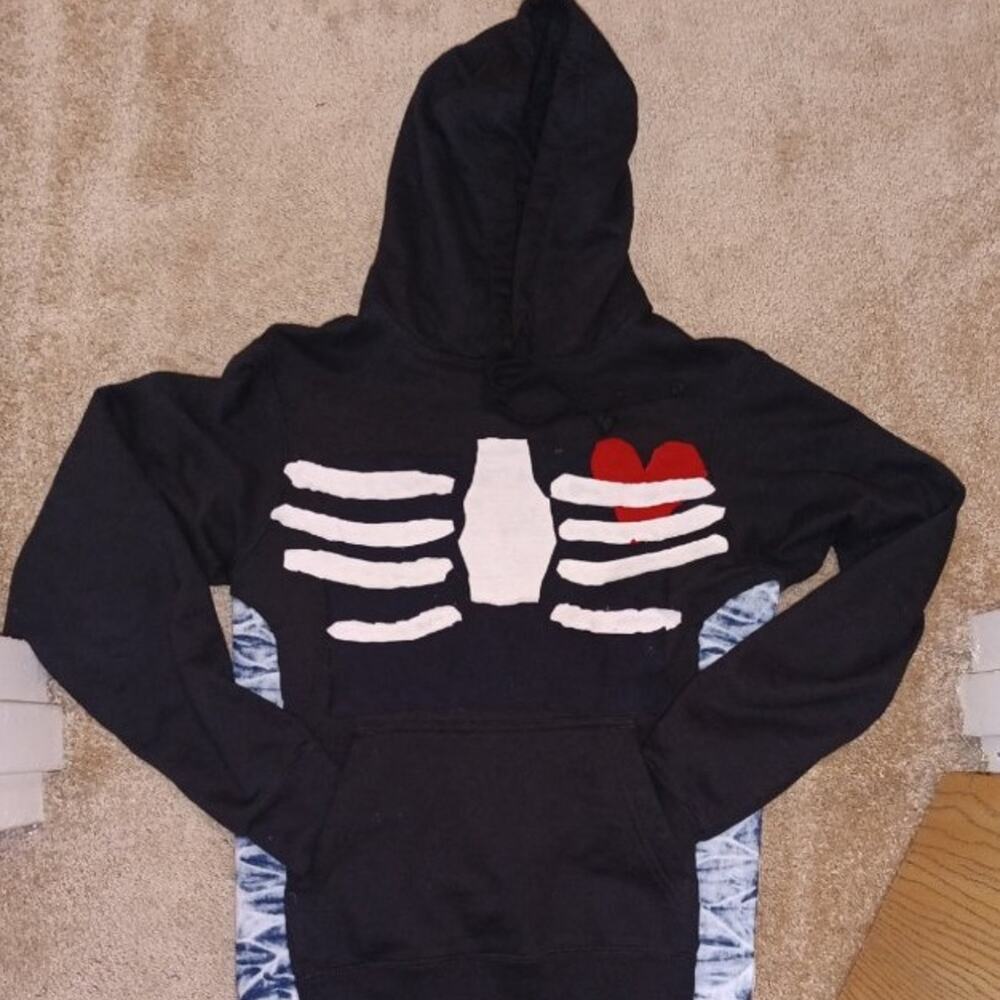 NWOT Custom Made Hoodie Men's Size XS(30-32) Handmade By My Daughter